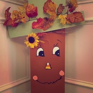 Wooden scarecrow outdoor sign for front door